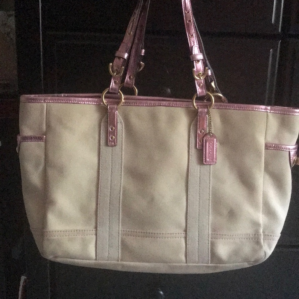 Coach shoulder bag